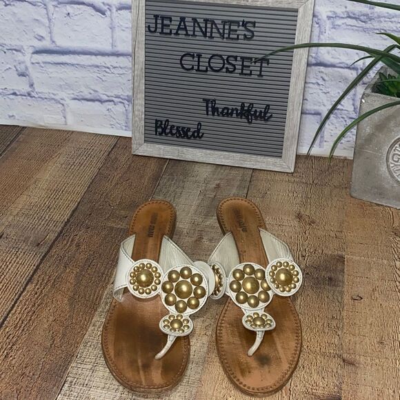 Miu Miu cream Kitten Heel Gold Studded Slip On Sandals Sz 40 - Picture 13 of 15